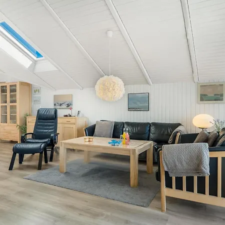 Feriehus Renovated With 4 Bedrooms 800 Meters From The North Sea Thisted
